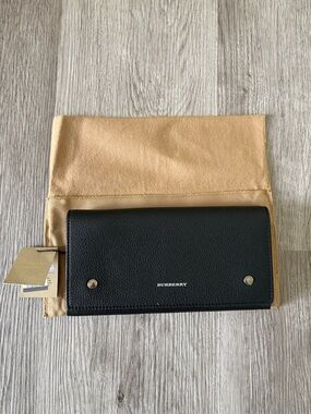 Burberry Black Pebbled Leather Snap Card Wallet